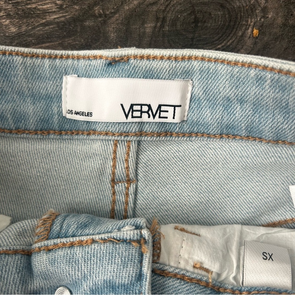 Vervet Women's XS Light Blue Denim Shorts With Stretch Longer Length - Picture 3 of 9